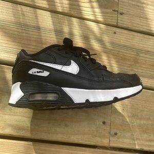 Kids black Nike Air Max 90’